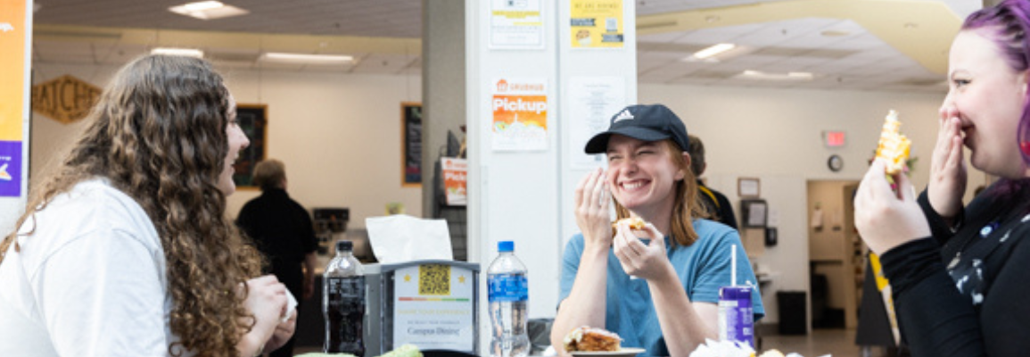 Image of students enjoying lunch at Cascades Cafe