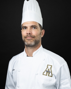 Image of Oliver Garcia